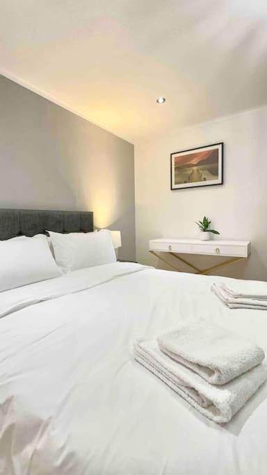 A Beautiful Stylish 2 Bedroom Apartment -City Of Лондон Екстер'єр фото