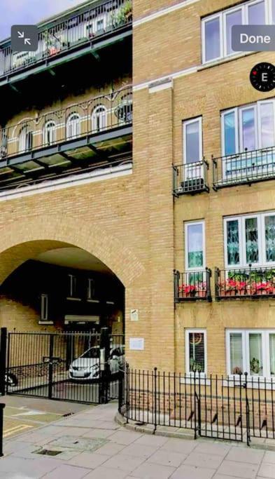 A Beautiful Stylish 2 Bedroom Apartment -City Of Лондон Екстер'єр фото