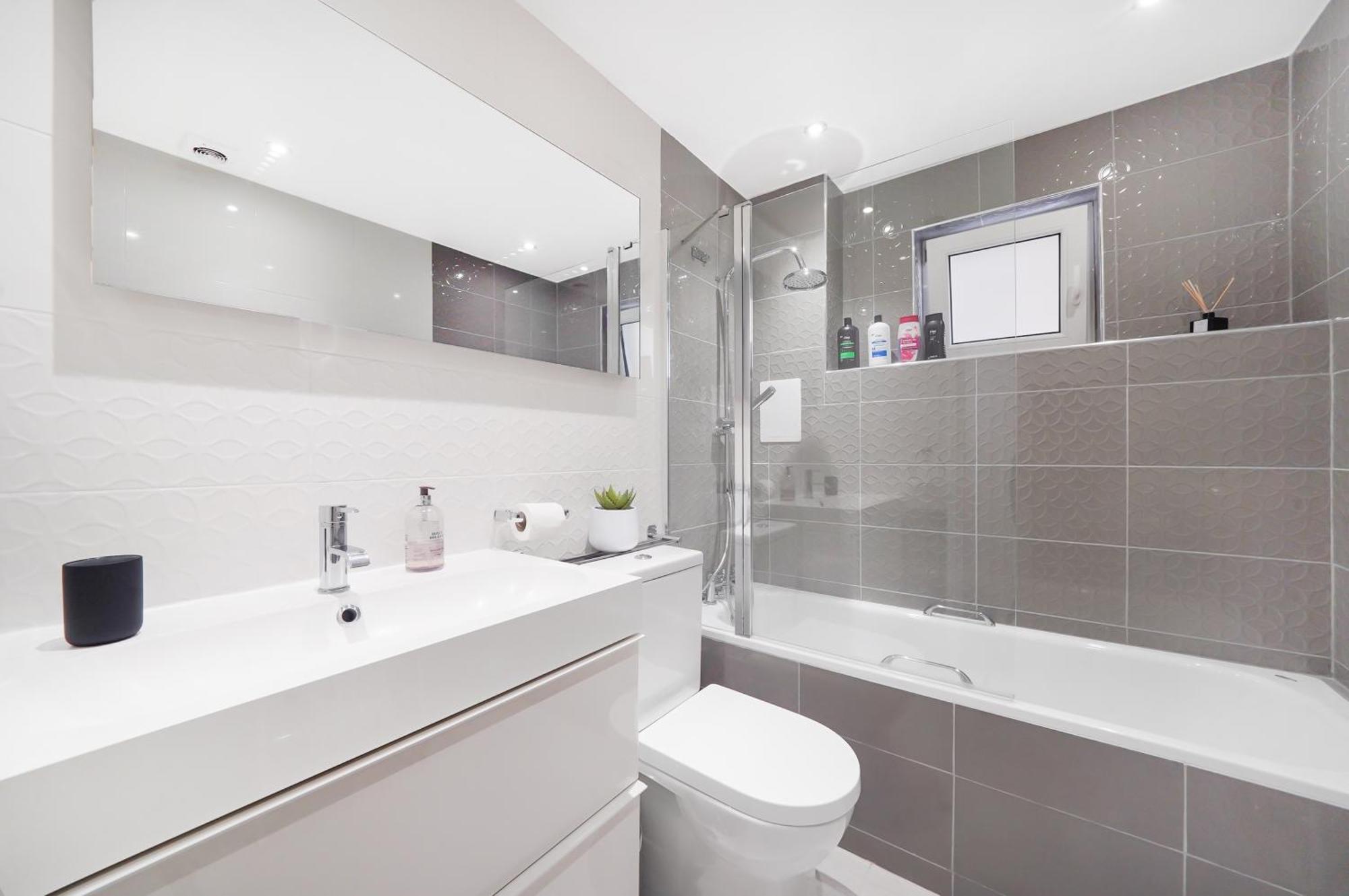 A Beautiful Stylish 2 Bedroom Apartment -City Of Лондон Екстер'єр фото
